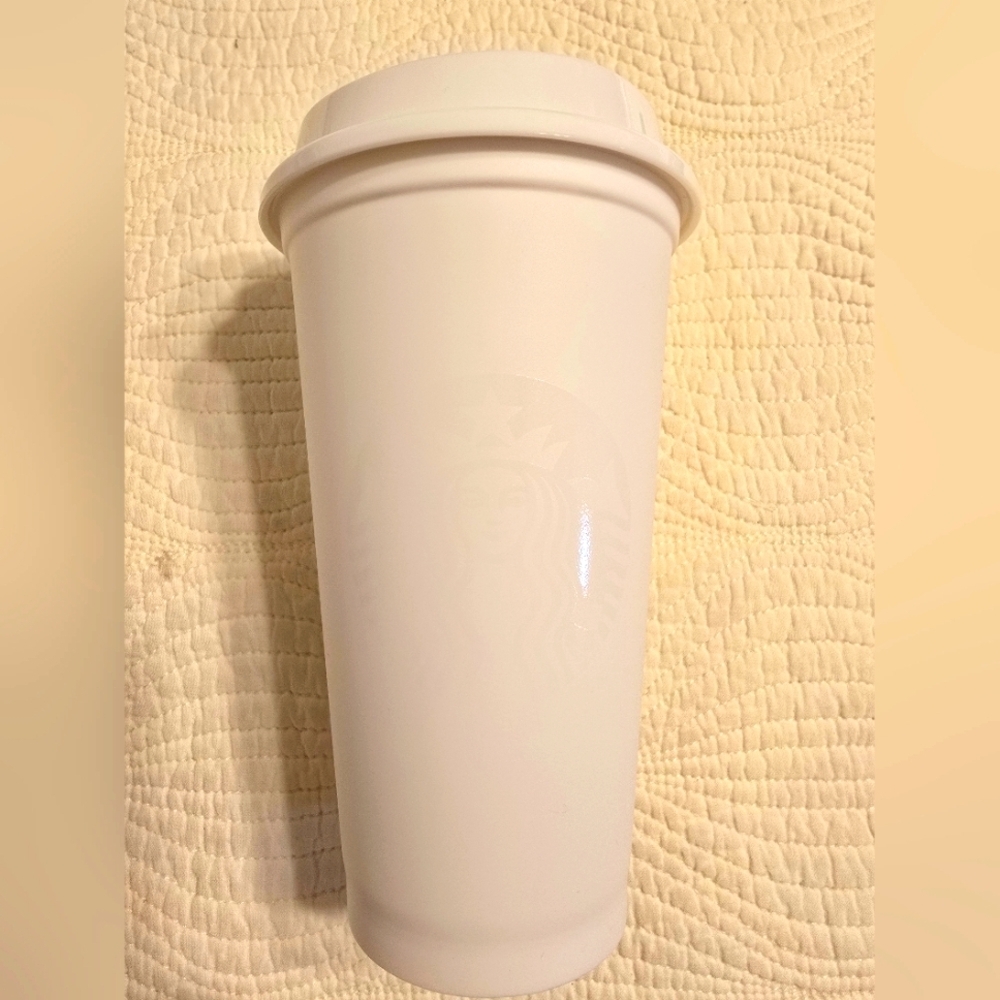 NWOT Starbucks White Reusable Coffee Cups With Sippy Lids - Picture 2 of 3